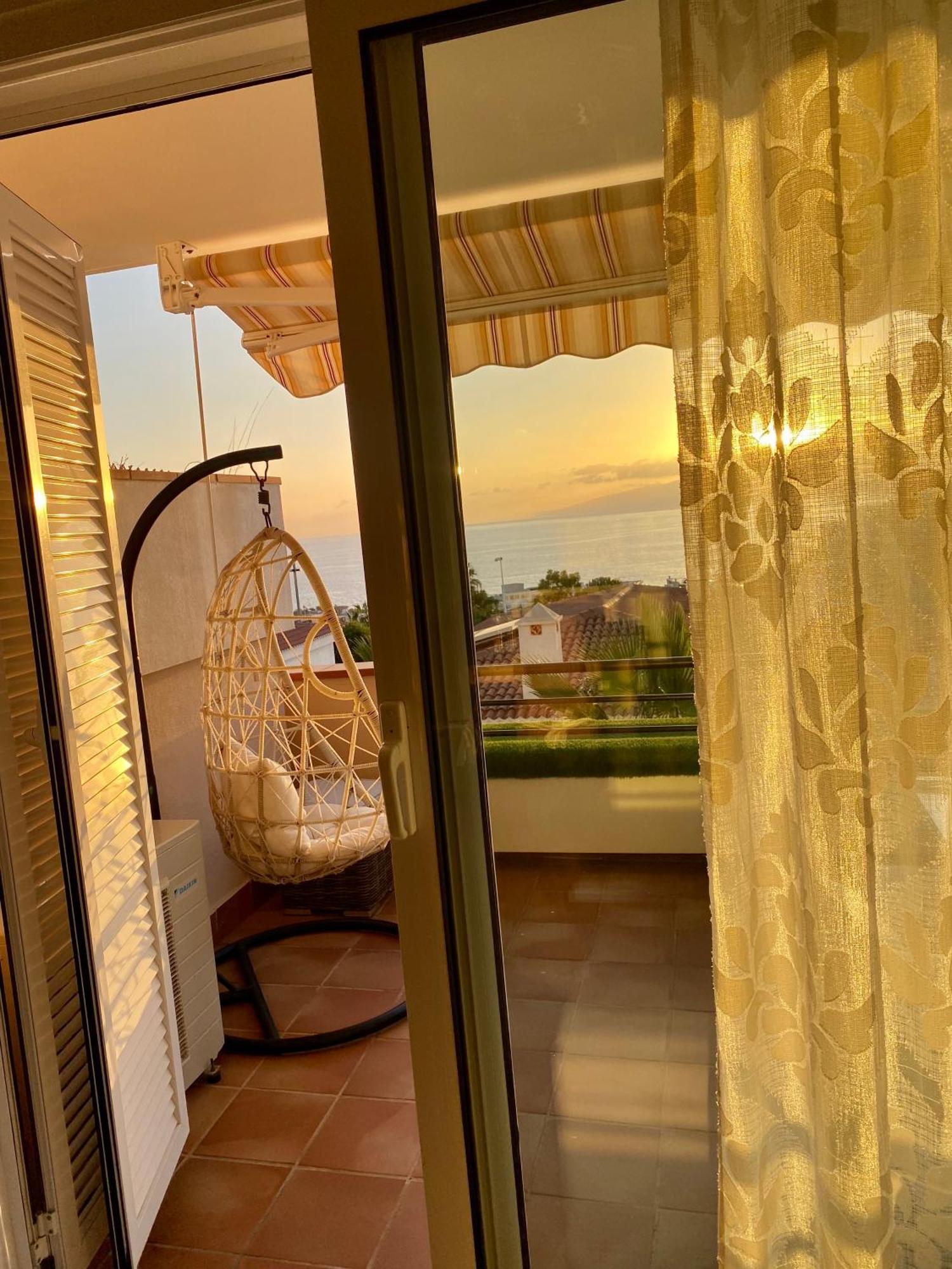 Apartment With Spectacular View In Puerto Santiago بويرتو دي سانتياغو المظهر الخارجي الصورة